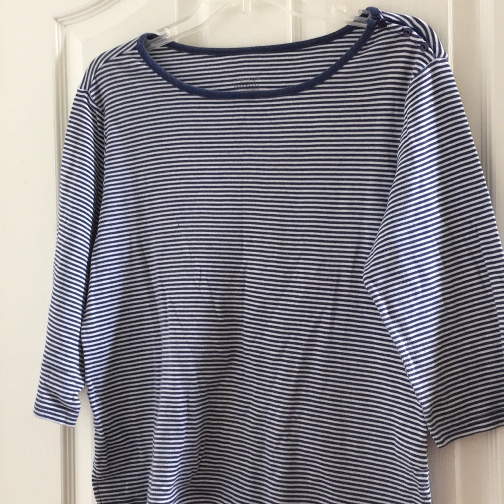 Ladies charter club tee medium